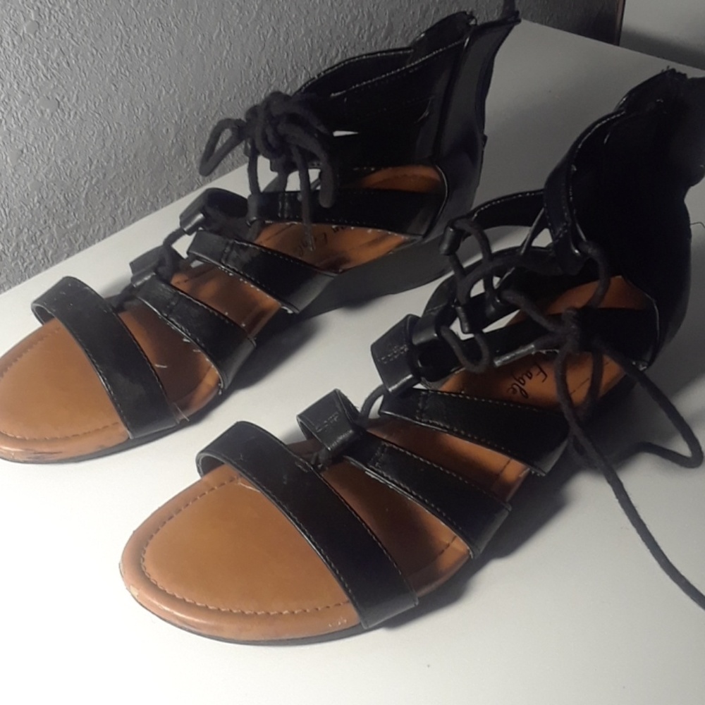 sandles